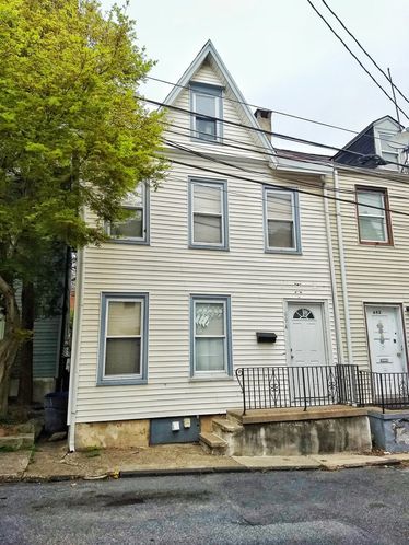 Easton Rental Portfolio: 724 Pine St, Easton, PA 18042